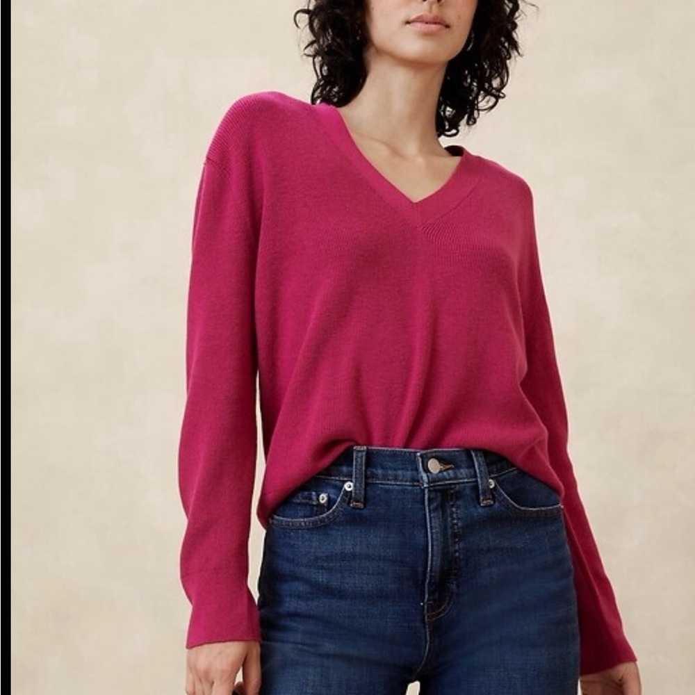 Banana Republic Vibrant Pink V-Neck Sweater